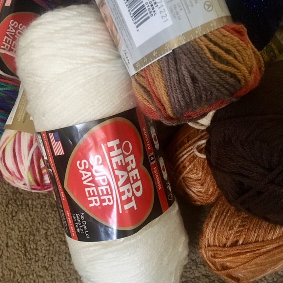 Knitting yarn 🧶 SOLD... SOLD... SOLD - Picture 5 of 5